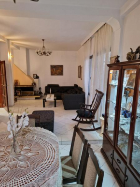 Tsar Simeon, 2 bedroom, living room and fireplace Sofia